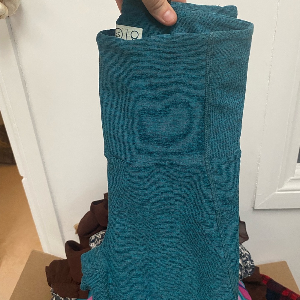 Teal outdoor voices leggings  with back zip pocket